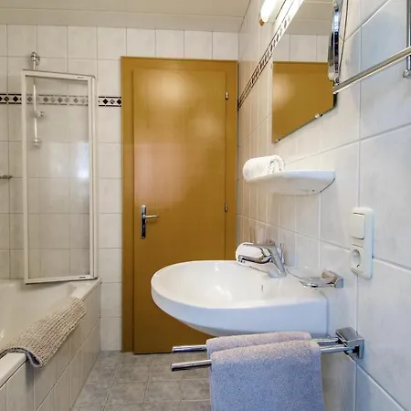 Xenia Apartment *