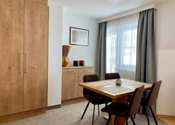 Xenia Apartment *